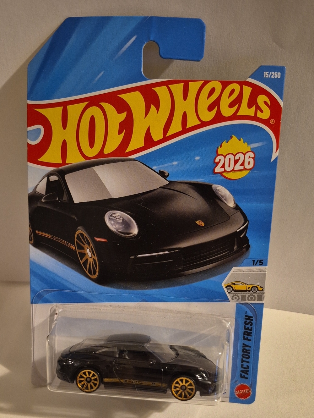 D11 Hot Wheels 96  Porsche Carrera  T with shipping protector